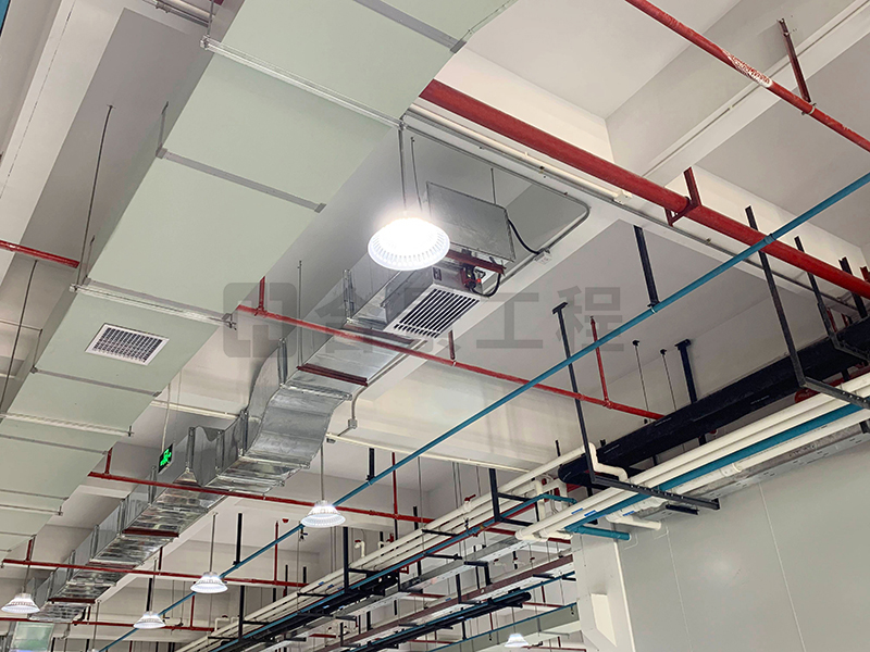 東莞盈灃科技有限公司工程緊鑼密鼓施工中，為迎接竣工全力奮戰(zhàn)！
