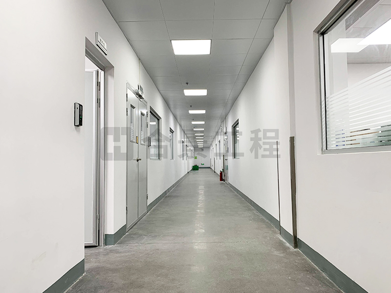 東莞盈灃科技有限公司工程緊鑼密鼓施工中，為迎接竣工全力奮戰(zhàn)！